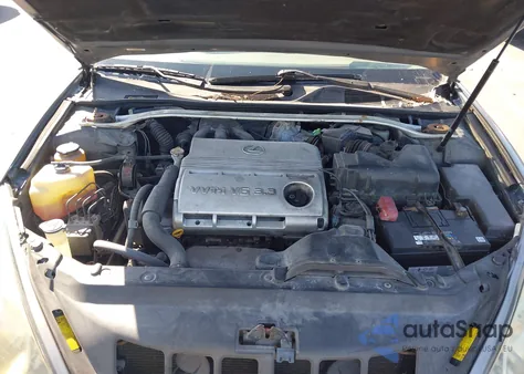 2005 Lexus Es 330 z USA, uszkodzony, nr VIN JTHBA30GX55100815